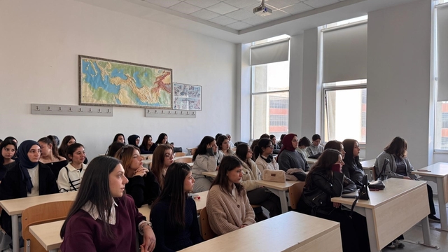 Lise öğrencileri ADÜ'yü gezdi