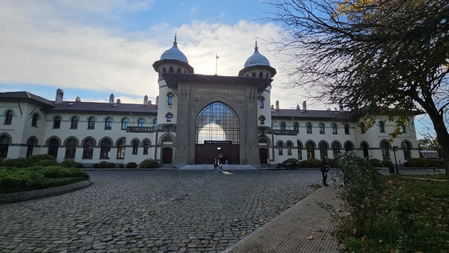 Trakya Üniversitesi'nin tarihi tren garına ücretli giriş kararı yargıdan döndü