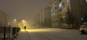 Van'da yoğun kar yağışı