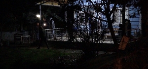 Arkadaşların silahla oyunu kanlı bitti: 1 yaralı