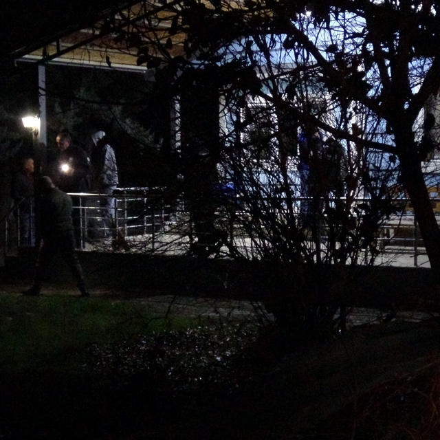 Arkadaşların silahla oyunu kanlı bitti: 1 yaralı