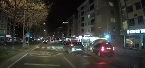 Tekirdağ’da kaza anı araç kamerasında: Park halindeki otomobili biçti