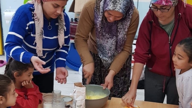 Bozdoğan'da minikler ekmek yapmasını öğrendi