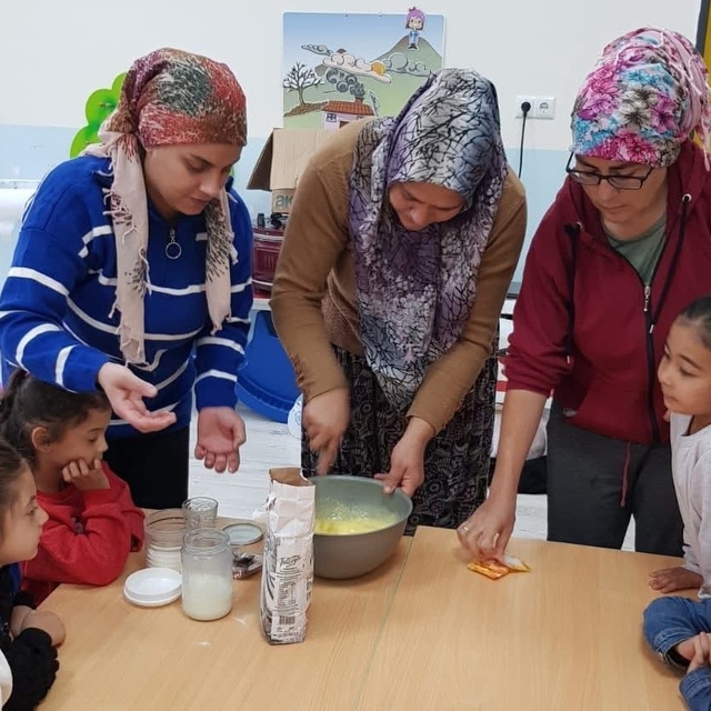 Bozdoğan'da minikler ekmek yapmasını öğrendi