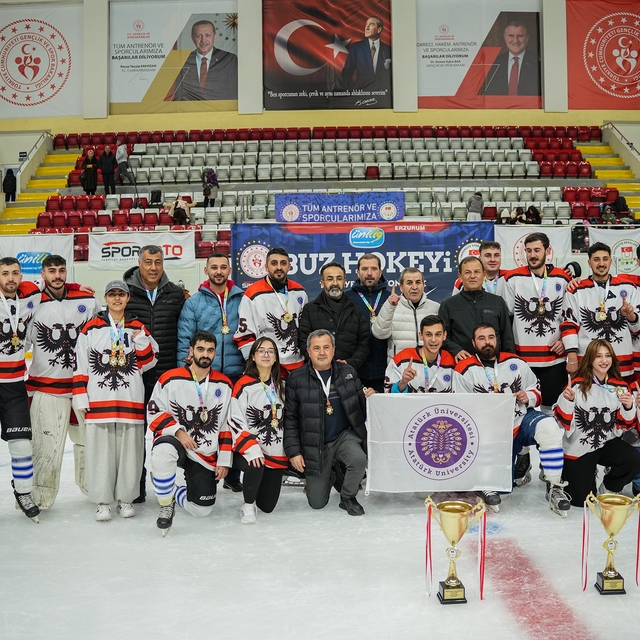 Curling ve Buz Hokeyinde çifte şampiyonluk
Atatürk Üniversitesi, 3 altın 1...