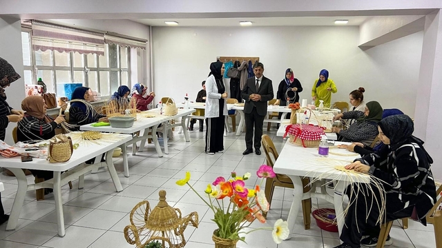 Başkan Aksun, ERMEK kurslarında incelemelerde bulundu