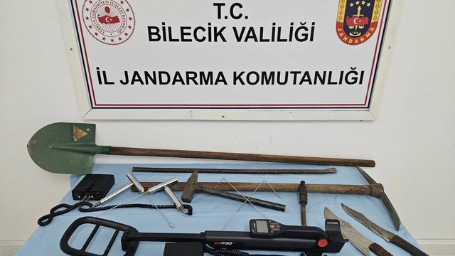 Bilecik'te define avcıları suçüstü yakalandı