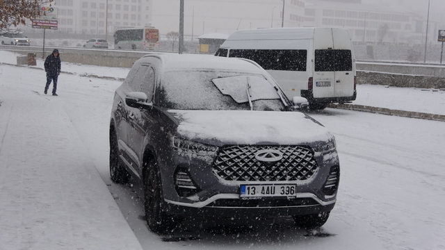 Bitlis'te kar yağışı