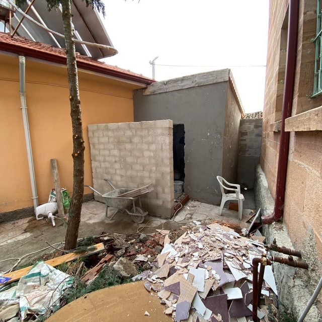 Erenköy'de cami tuvaletleri yenilendi