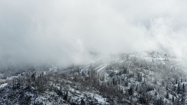 Handüzü Yaylası'ndan kar manzaraları