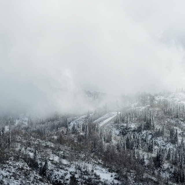 Handüzü Yaylası'ndan kar manzaraları