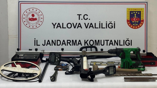 Yalova'da 5 defineci suçüstü yakalandı
