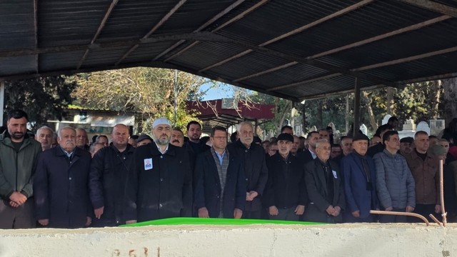 Denizde kaybolduktan 13 gün sonra KKTC'de cesedi bulunan Hataylı balıkçı toprağa verildi