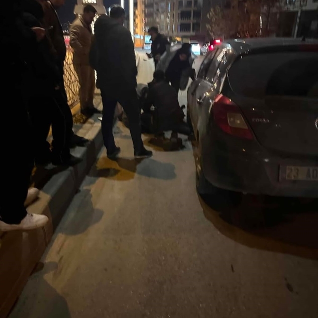 Elazığ'da otomobilin çarptığı adam hayatını kaybetti