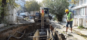 Edremitli vatandaşların imdadına Başkan Akın yetişti
BASKİ Edremit'in Sarıkız Mahallesi'nde kanalizasyon sorununu çözdü