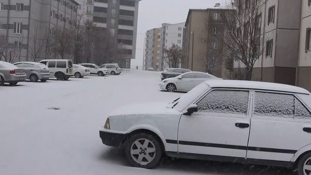 Bitlis'te kar yağışı