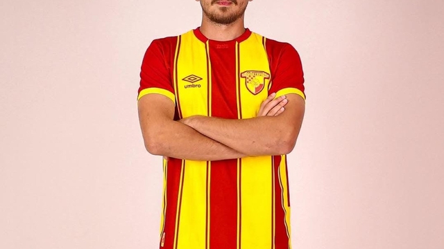 Göztepe genç Efe Can'la imzaladı