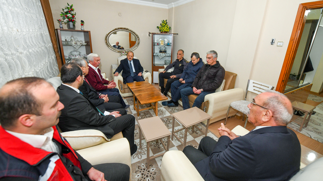 Kastamonu Valisi Dallı Kıbrıs gazisi Büyükoğlu'nu ziyaret etti