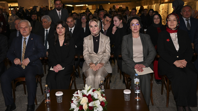 Bakan Göktaş, "Dijital Dünyada Çocukları Güçlendirmek Tanıtım Programı"nda konuştu: