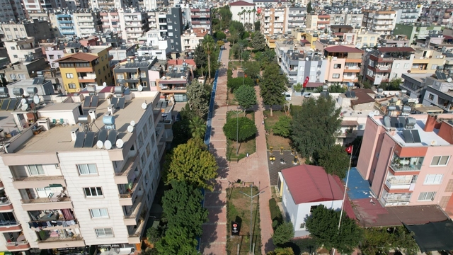 Mersin'de yenilenen parka şehidin ismi verildi
