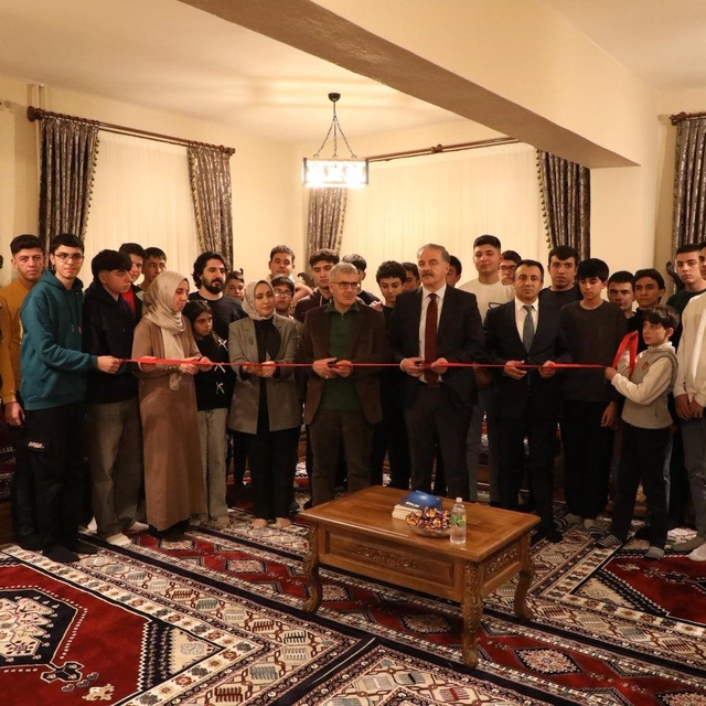 Yunus Emre Anadolu Lisesi Pansiyonu'nda 'İbrahim Eroğlu Erdem-Değer-Eylem S...