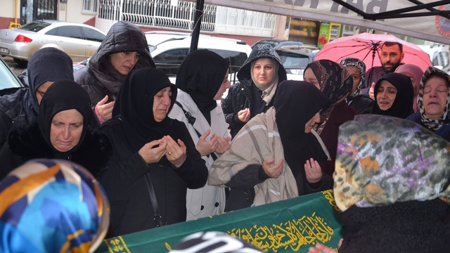 Sivas'ta göçük altında can veren şantiye müdürü, Bafra'da defnedildi