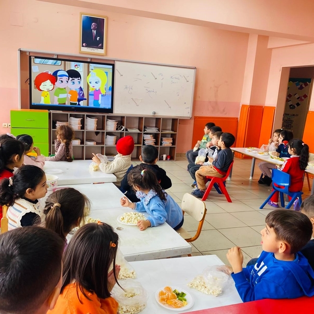 Arıcak'ta 'Çocukluk Arkadaşım Olur musun' projesi