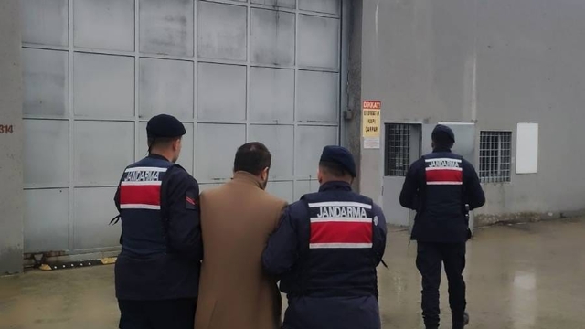 Samsun'da 7 yıl hapis cezasıyla aranan firari hükümlü yakalandı