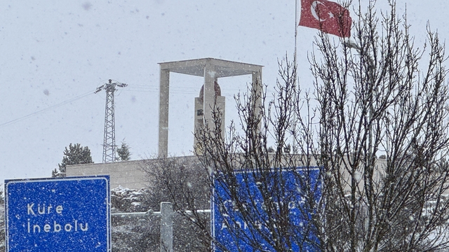 Kastamonu'nun yüksek rakımlı ilçelerinde kar etkili oluyor