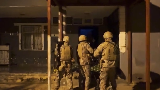 Bitlis merkezli 9 ilde yasa dışı bahis ve dolandırıcılık operasyonu; 46 tutuklama