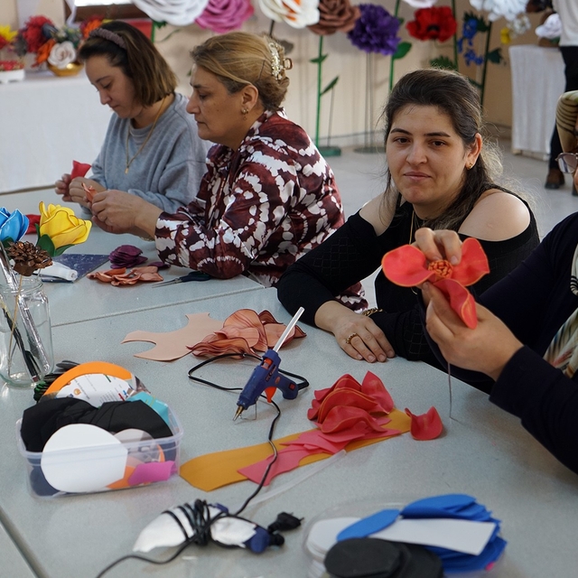 Kadınlar büyükşehir belediyesinin atölyelerinde meslek öğreniyor