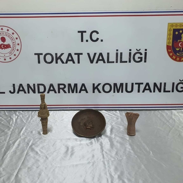 Tokat'ta jandarmadan tarihi miras operasyonu