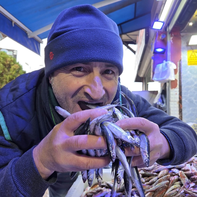 Hamsi revaçta
Hamsinin fiyatı artsa da ilgi düşmedi