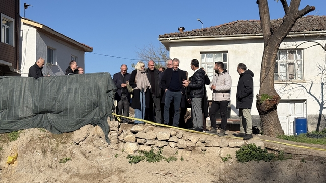 Eski Almanya Cumhurbaşkanı, İznik'in tarihine hayran kaldı
Almanya'nın 10. Cumhurbaşkanı Christian Wulff, İznik'te ziyaretlerde bulundu