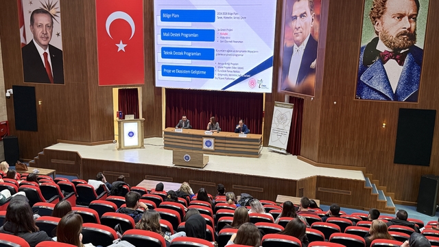 Tekirdağ'da düzenlenen panelde kadınların ekonomik güçlenmesi ele alındı