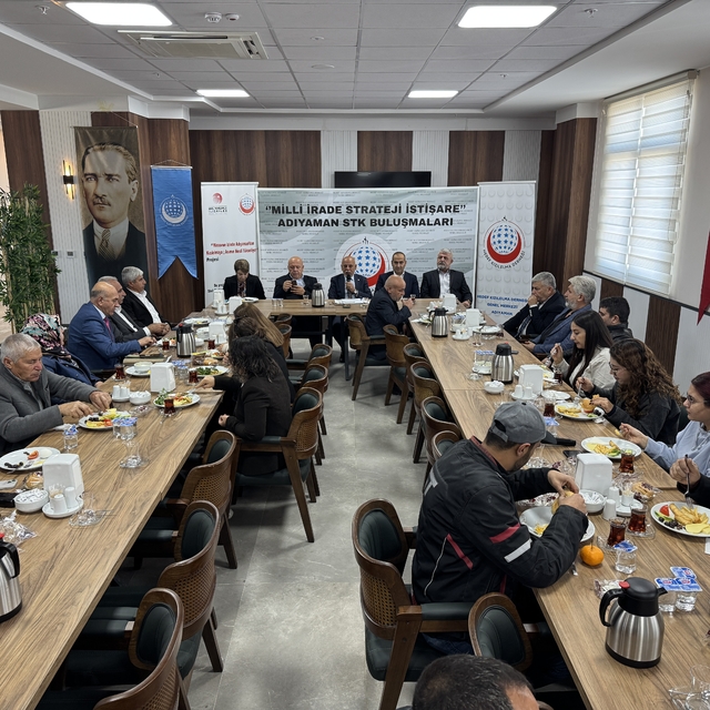 Adıyaman'da Hedef Kızılelma Derneği basınla buluştu