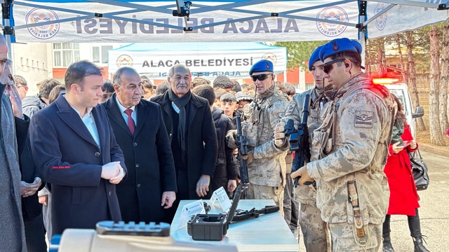 Alaca ve Dodurga'da "Tutum, Yatırım ve Türk Malları Haftası" kutlandı