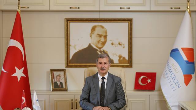 Ağrı İbrahim Çeçen Üniversitesi Rektörü, bilimsel çalışmalarıyla dünyanın en etkili akademisyenleri listesinde