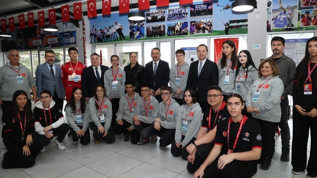 Zonguldak'ta öğrencilere yerli ve milli teknolojiler tanıtıldı