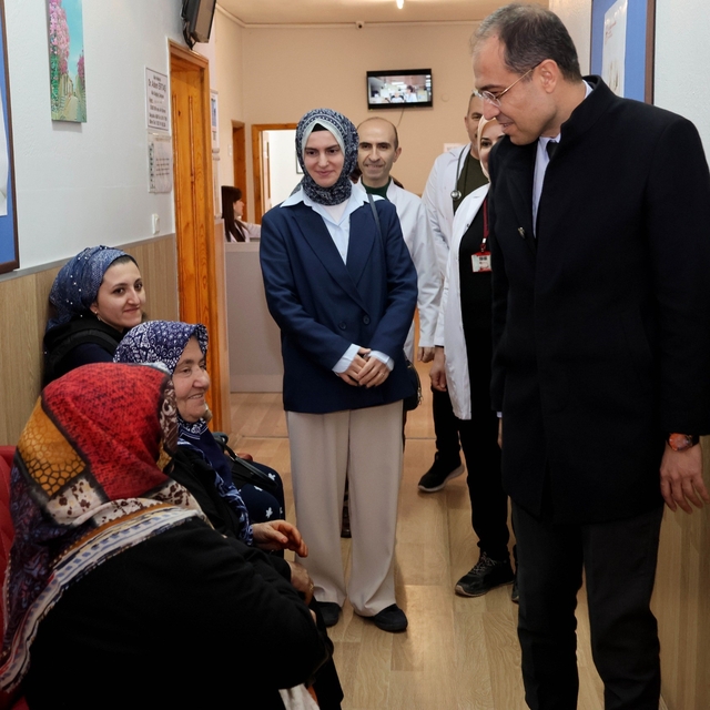 Erşan'dan aile sağlığı merkezlerine ziyaret