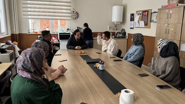 Salıpazarı Kaymakamı Beyazıt'tan okul ziyareti