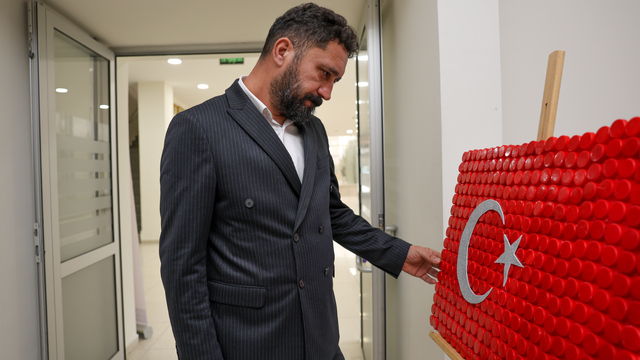 Özel bireyli aileler Taşköprü'de atıkları sanata dönüştürdü