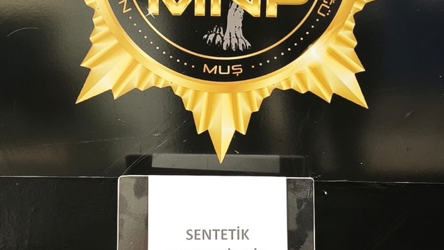 Uygulama noktasında uyuşturucu darbesi: 30 milyon TL'lik uyuşturucuyla yakalandı