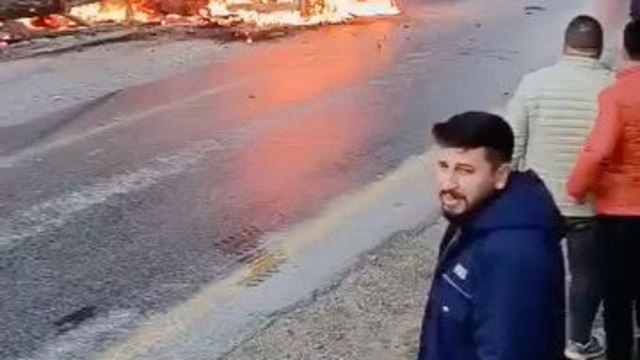 Aydın'da kaza sonrası iki araç da alev aldı: 2 yaralı