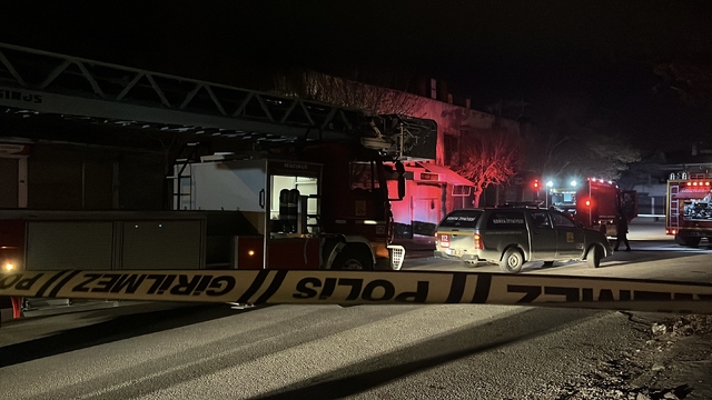 Yalnız yaşayan yaşlı adam yangında hayatını kaybetti