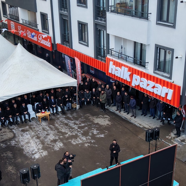 EBB'den yeni bir yatırım daha: Vaniefendi halk pazarı açıldı