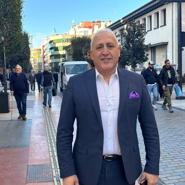 Ülkelerin yeni tel örgüsü: Veri merkezleri
Dijital çağda ülkelerin güvenliğ...