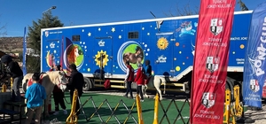 Dicle’de çocuklar pony atlarla buluştu