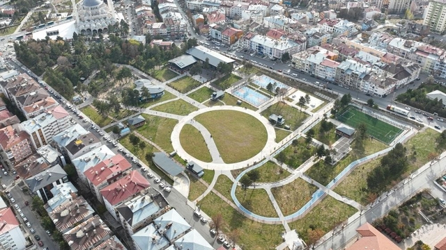 Sivas'ta kasım ayında 873 konut satıldı
Sivas'ta satılan konut sayısı kasım ayında geçen yılın aynı ayına göre yaklaşık yüzde 5 oranında artarak 873'e yükseldi