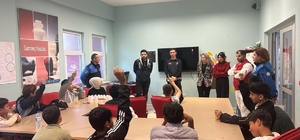 Tekirdağ'da polis ekipleri öğrencileri bilgilendirdi 